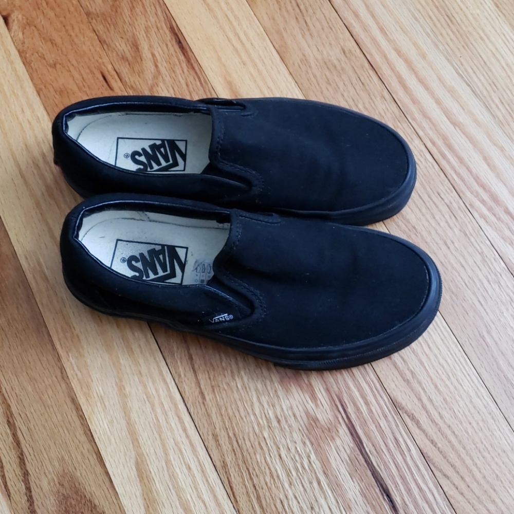 NWOT Van's Slip on Sneakers, Size 4/5.5